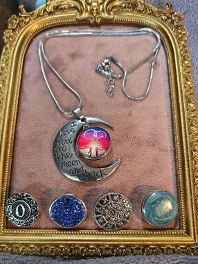 Vintage Ginger Snaps Articulated Moon Neclace & 5 Interchangabke Snaps